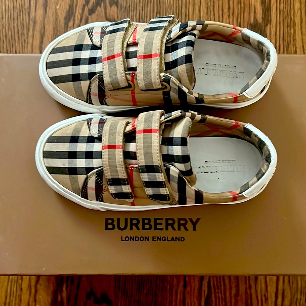 Burberry  sneakers slightly worn fits a 12-1sz. Box included (if requested)